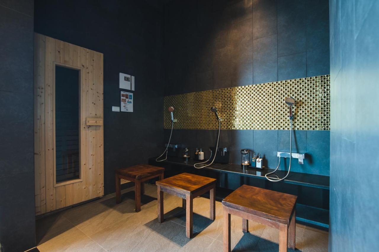 Akira Hotel Si Racha Eksteriør bilde